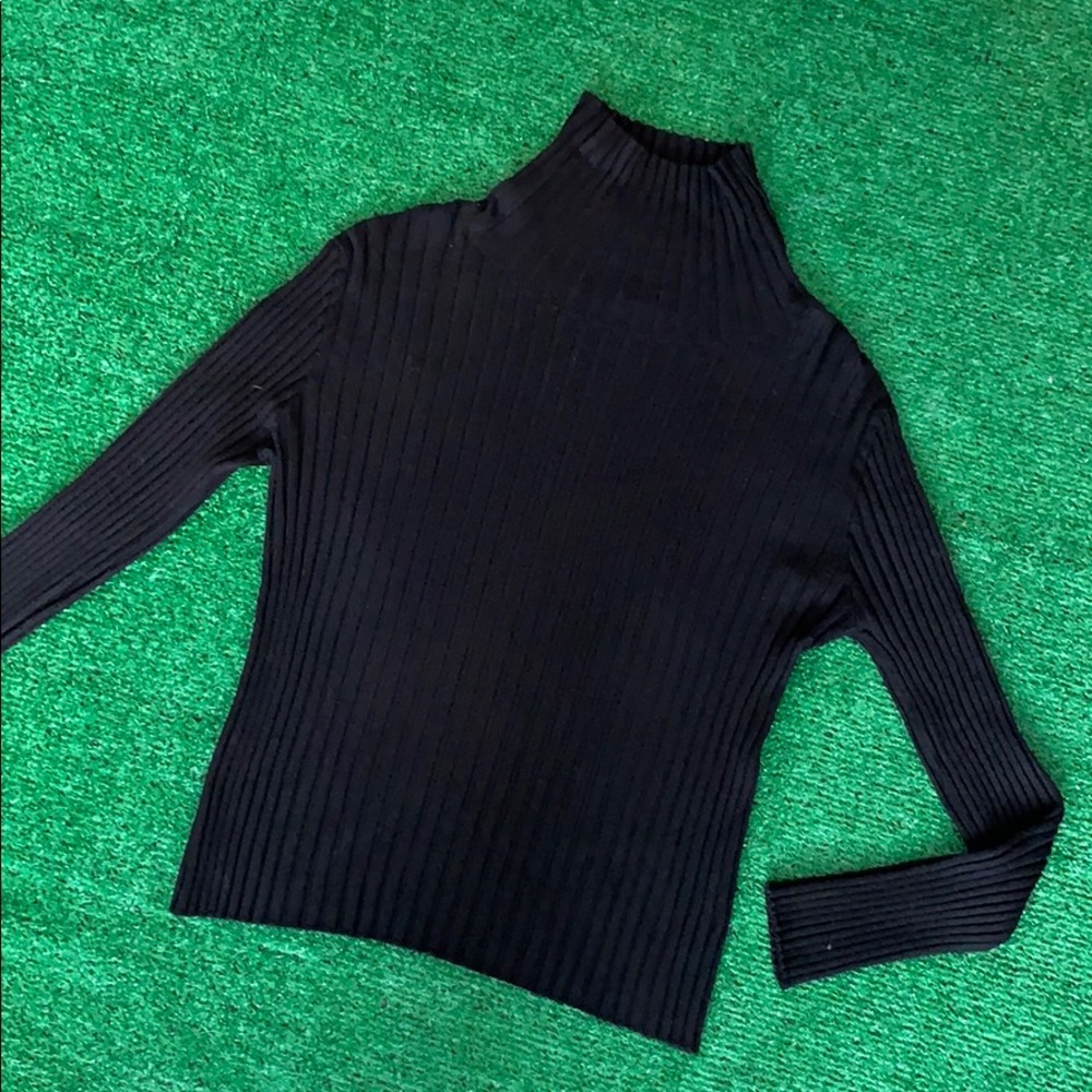 Vintage black turtle neck sweater
